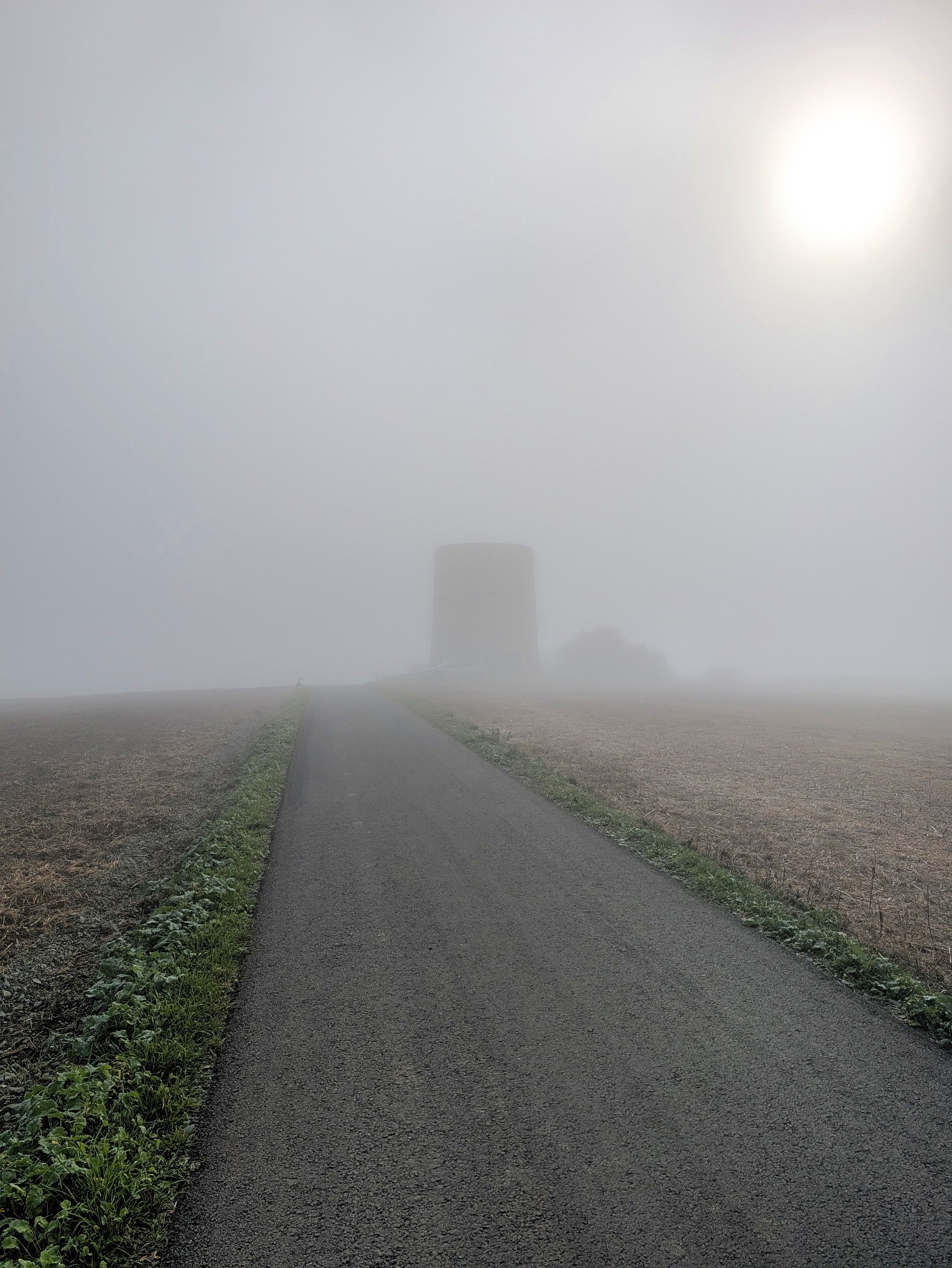 Zurück im Nebel der Geschichte.